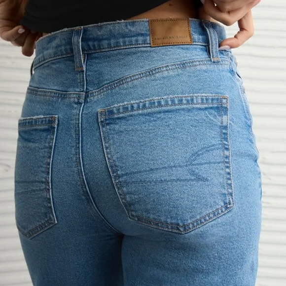 American Eagle Outfitters Super High Rise Baggy Straight Jeans - Picture 13 of 13